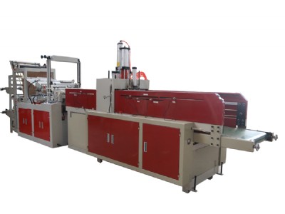 全自動(dòng)單層熱封冷切制袋機(jī)